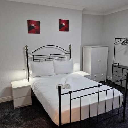 Birtley'S Diamond 3 Bed Apt, Sleeps 6 Guests 伯特利 外观 照片