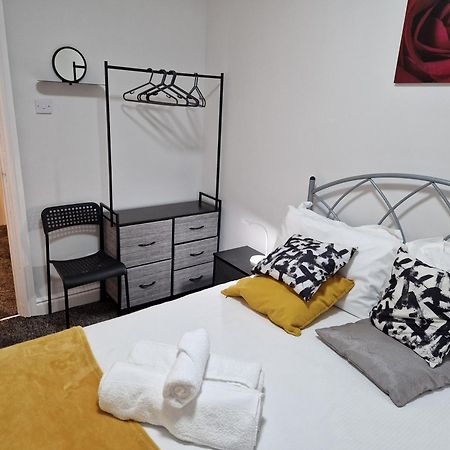 Birtley'S Diamond 3 Bed Apt, Sleeps 6 Guests 伯特利 外观 照片