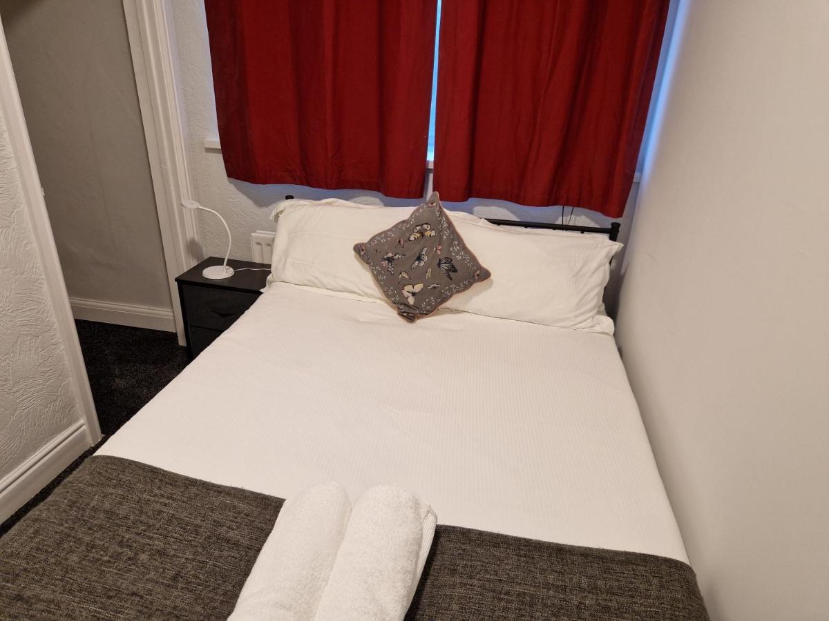 Birtley'S Diamond 3 Bed Apt, Sleeps 6 Guests 伯特利 外观 照片