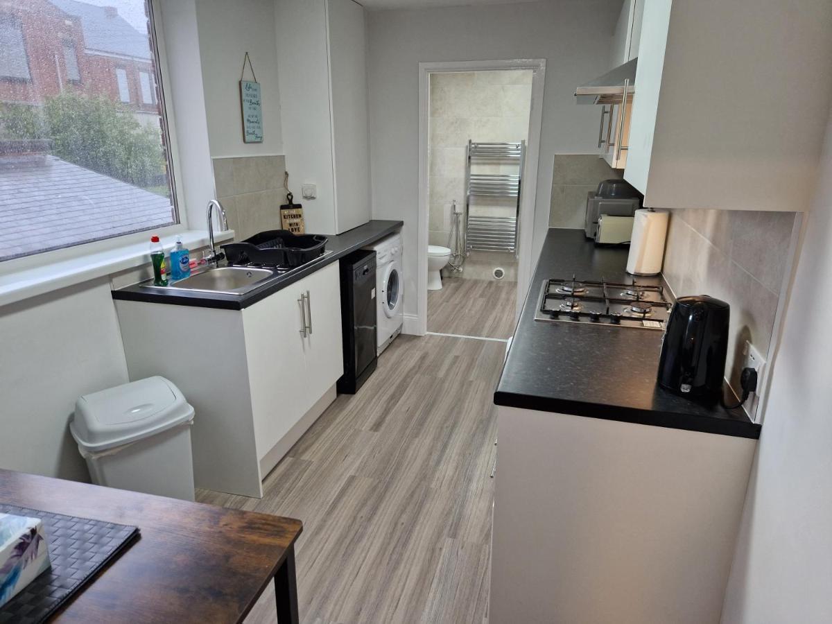 Birtley'S Diamond 3 Bed Apt, Sleeps 6 Guests 伯特利 外观 照片