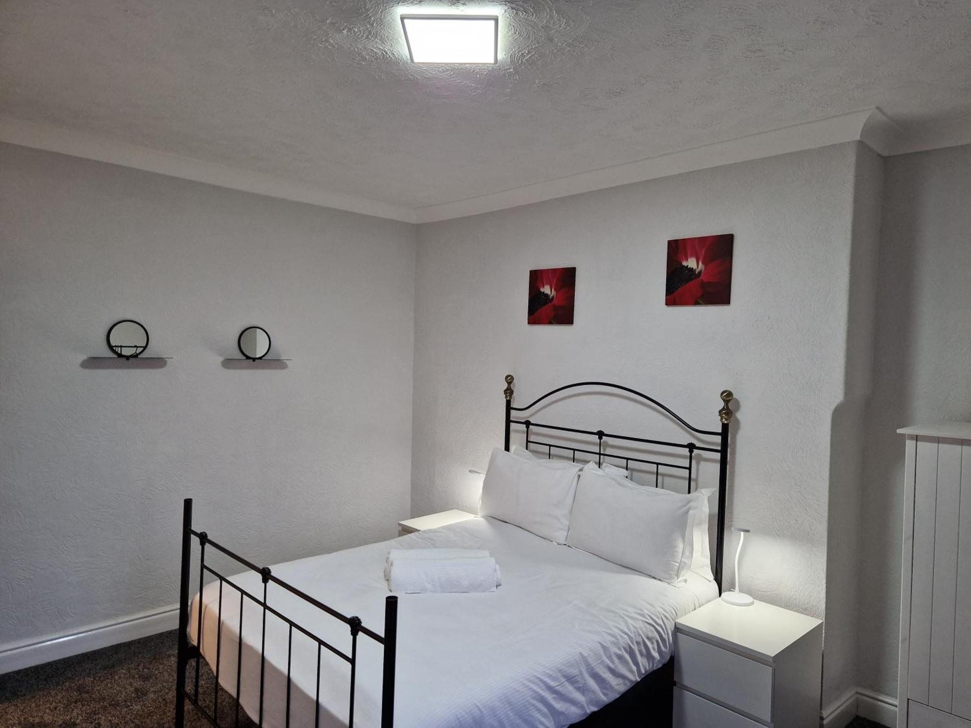 Birtley'S Diamond 3 Bed Apt, Sleeps 6 Guests 伯特利 外观 照片
